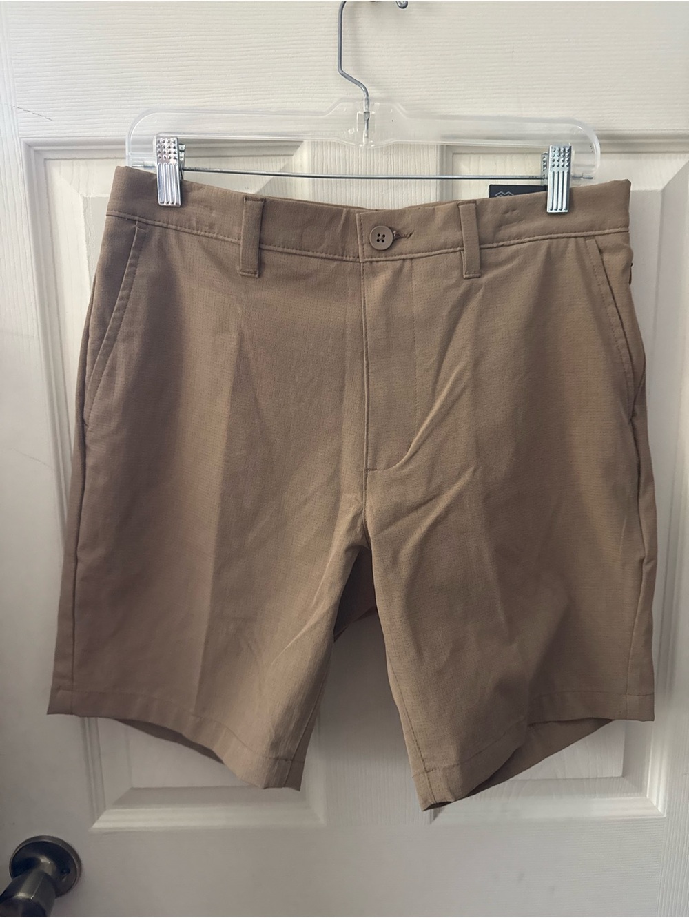 FLX Men’s Performance Mesh Shorts Khaki 8” inseam Size 32 NEW